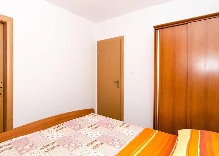 Berk - One-bedroom With Terrace Apartamento *