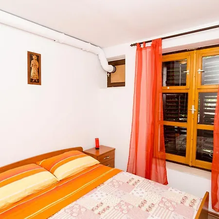 Apartment Berk - One-bedroom With Terrace *